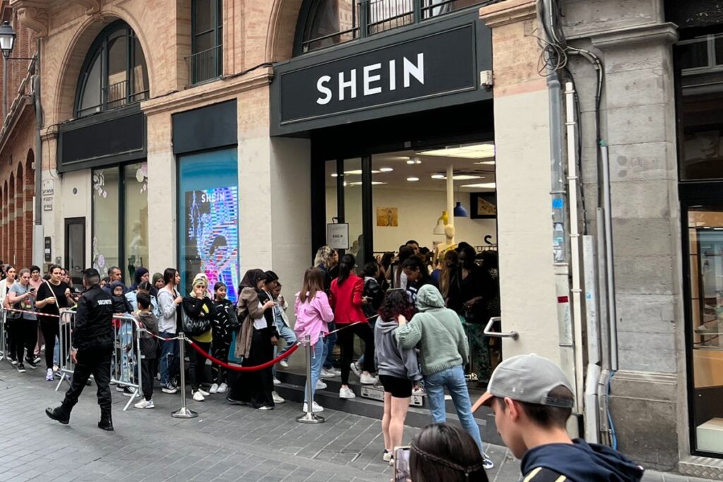 CSRD, la réglementation des boutiques SheIn en France